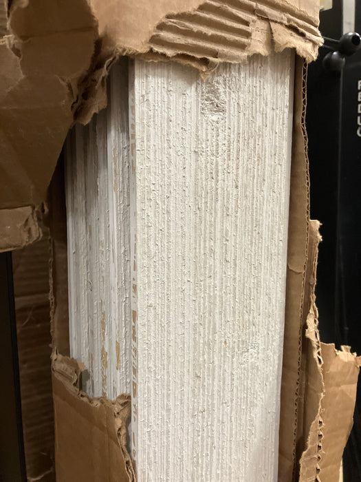 White Textured Shiplap Boards 8’ x 4.5” (Sold by the Box)