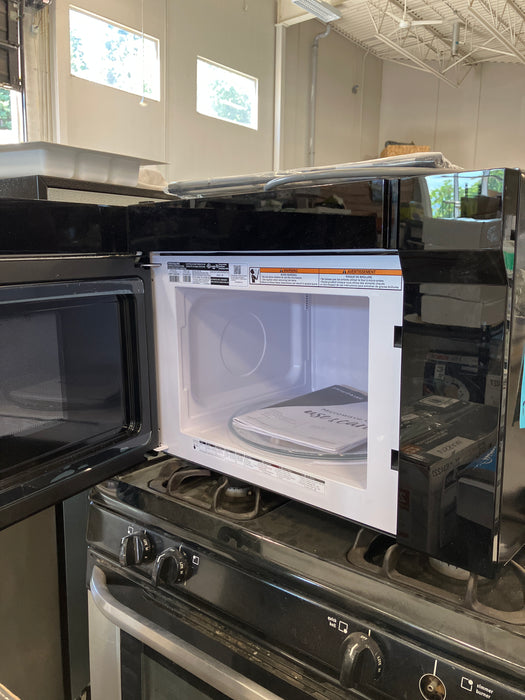 Frigidaire Microwave Oven (new)