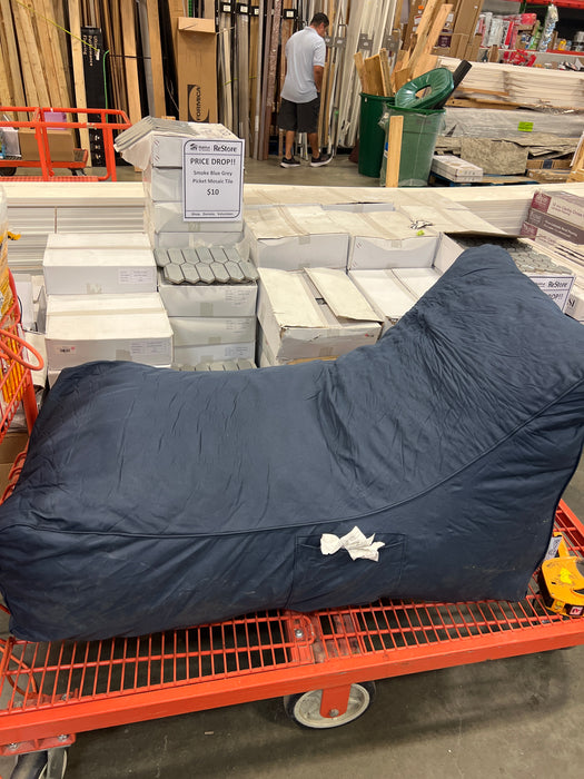 Loungie Resty Nylon Bean Bag Chair/ Foam Sofa/ Lounge Chair,Navy (used)