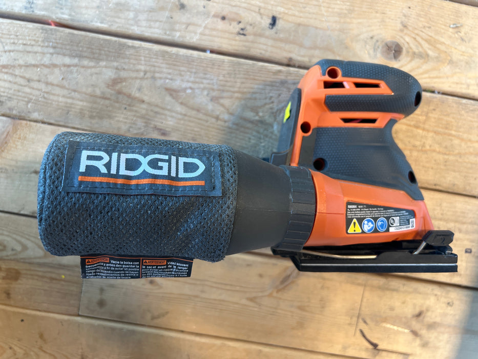 RIDGID 18V Brushless 3-Speed 1/4-inch Sheet Sander (Tool Only) (used)