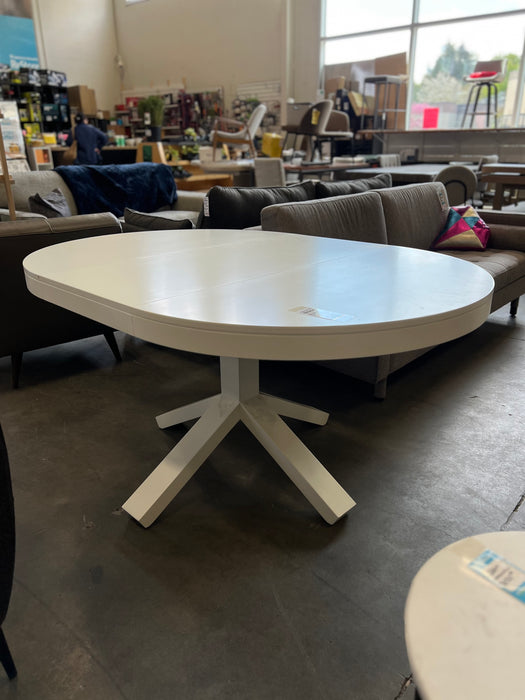 White Oval Extendable Table