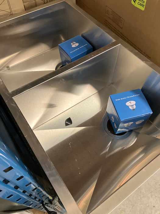 32” x 19” x 9” Stainless Steel Undermount Double Bowl Kitchen Sink