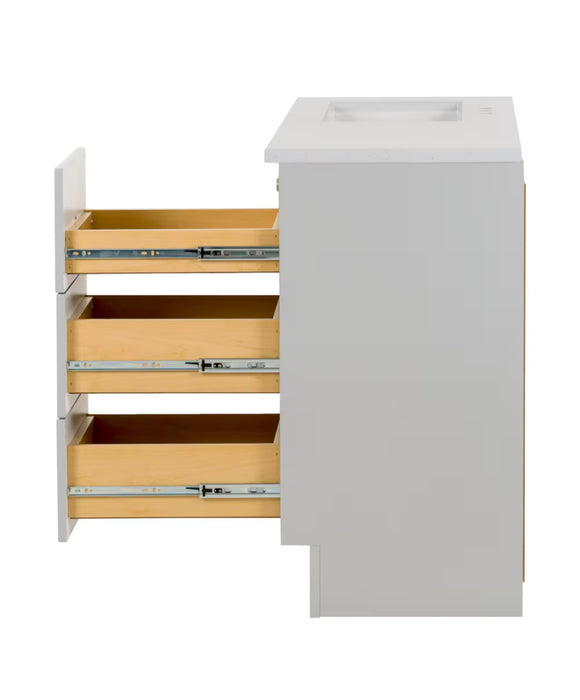 Glacier Bay Bannister 42.5-inch W x 18.75-inch D Bathroom Vanity in Pearl Grey With Cultured Marble Sink Top  (new)