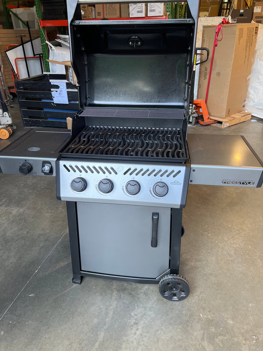 Napoleon Freestyle 425 4-Burner Propane Gas BBQ Grill in Graphite Grey with Range Side Burner (light use)