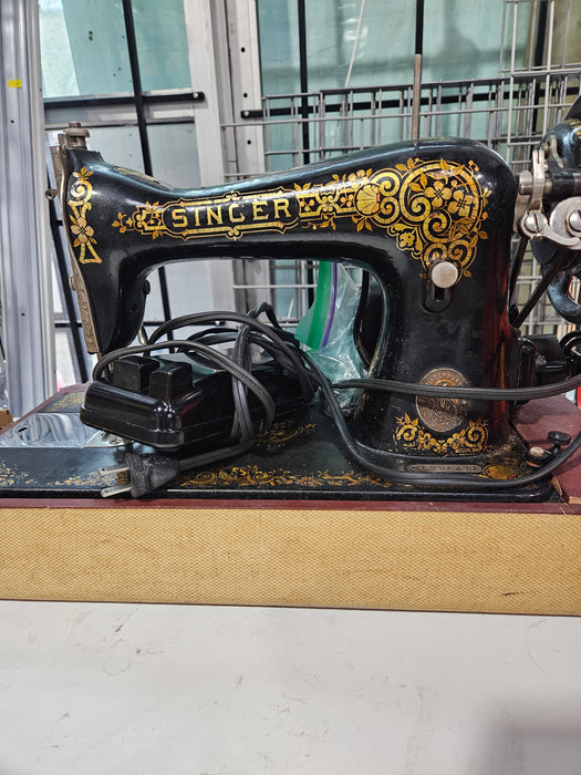 Singer Sewing Machine