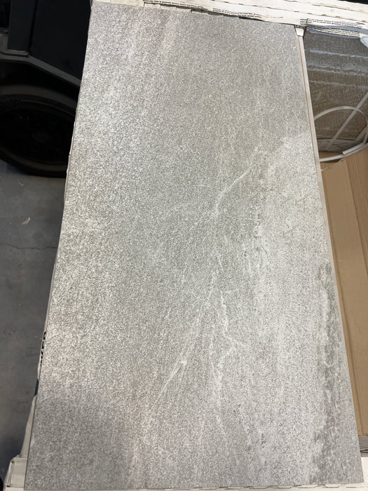 FLAVIKER “Forward Grey” Light Grey Tile (new)