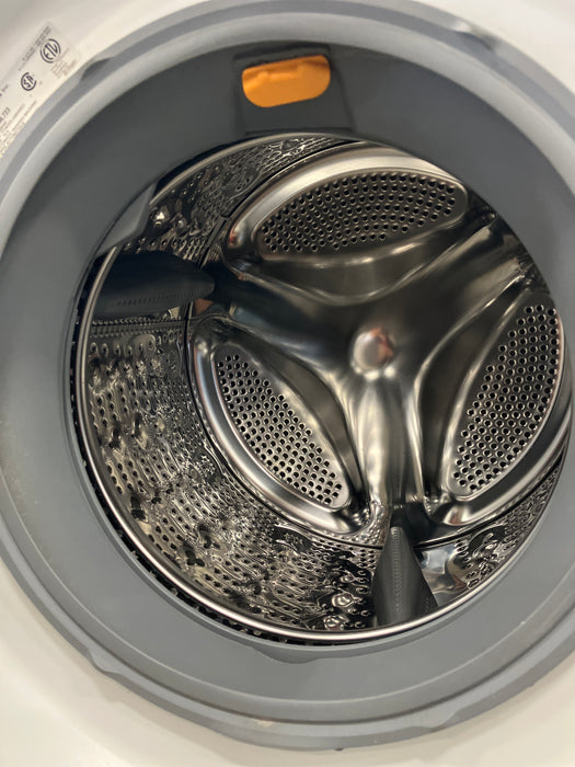 LG 2.7 cu. ft. Washer and Dryer Set