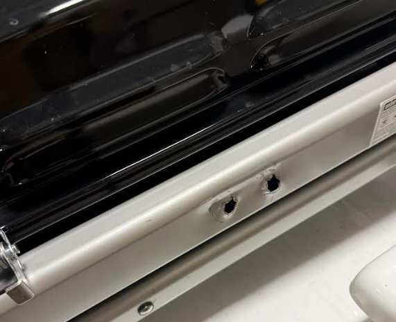 Weber Traveler 1-Burner Portable Gas BBQ, Black