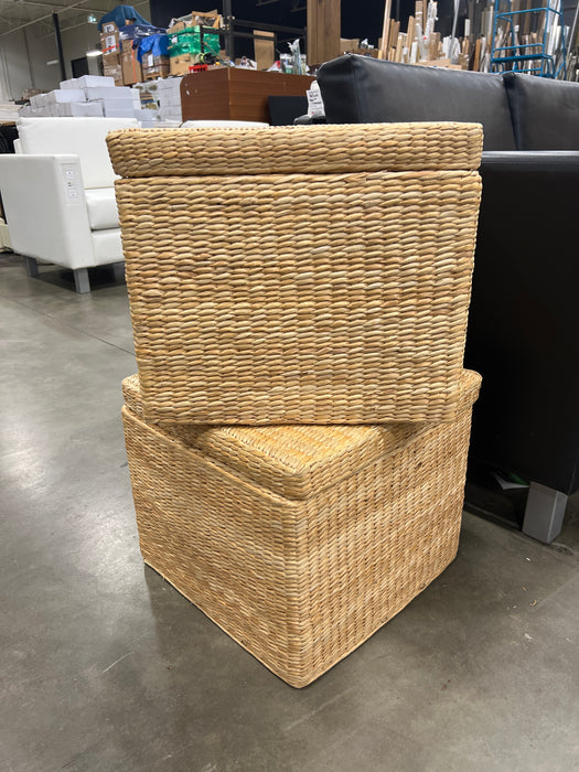Wicker Storage Ottoman/Bin