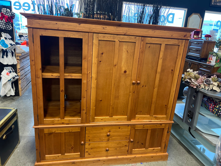 Pine TV Cabinet (used)