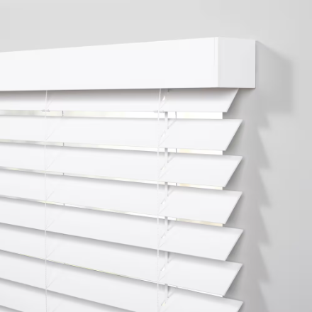 2.5-inch Faux Wood Blind, White - 24in. W x 72 in. L (Used)