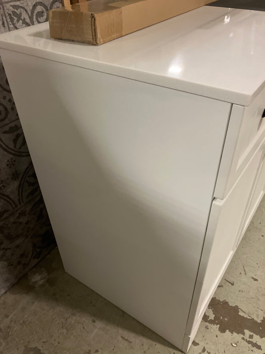 60-inch W Vanity with White Engineered Stone Top