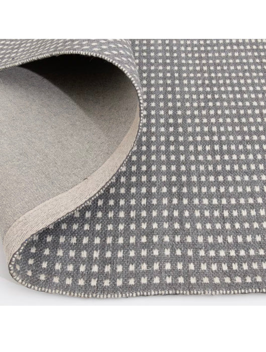 GlucksteinElements Otis Ivory/Steel 8 ft. x 10 ft. Indoor Area Rug (new)