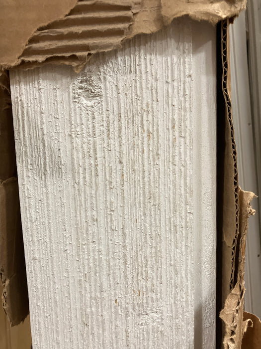 White Textured Shiplap Boards 8’ x 4.5” (Sold by the Box)