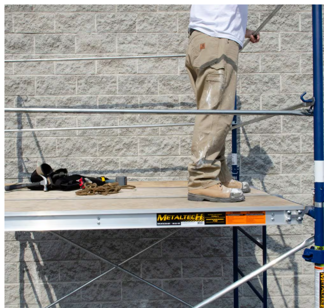 Metaltech 10 ft. x 19-inch Aluminum Platform with Plywood Deck (New)