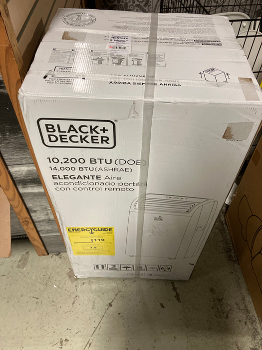 BLACK+DECKER 14,000 BTU/ 7,700 BTU (DOE) Portable Air Conditioner with Heat, White