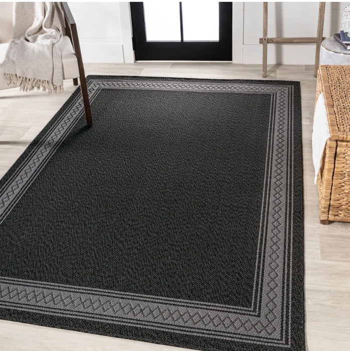 JONATHAN Y Lucia Classic Diamond Border Black/Gray 3 ft. x 5 ft. Indoor/Outdoor Area Rug (new)