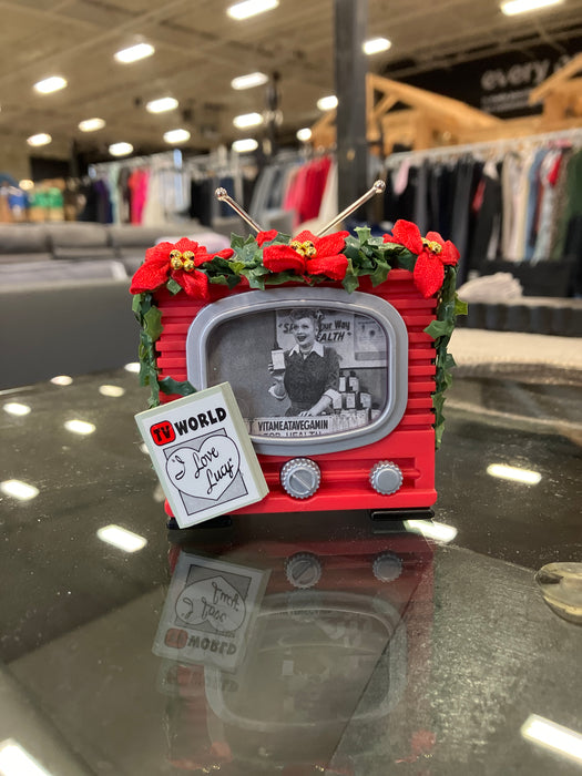 “I Love Lucy” #105 Carlton Cards Heirloom Collection Christmas Ornament