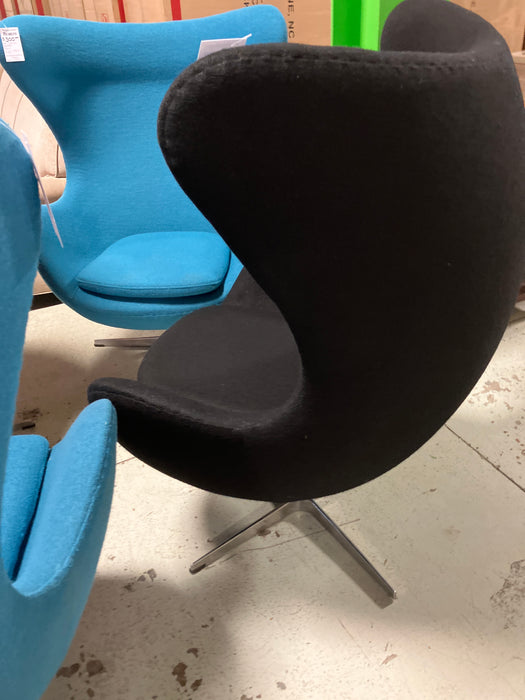 Black egg chair (used)