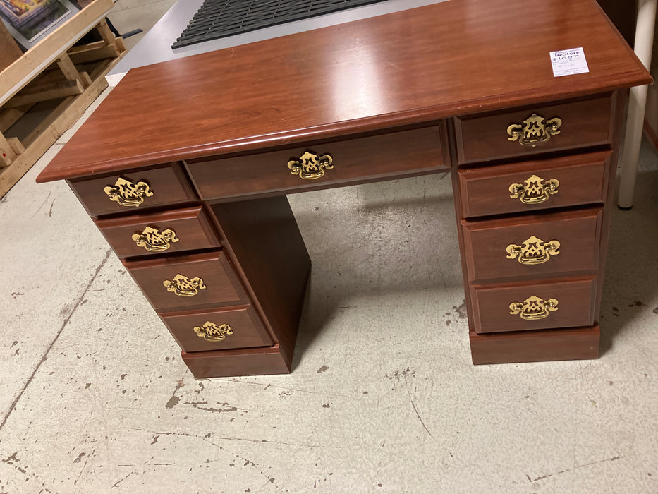 Wooden desk (used)