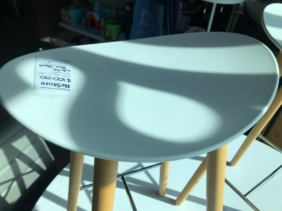 Modern White Bar Stools