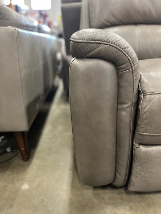 Grey Leather 2-Seater (new)