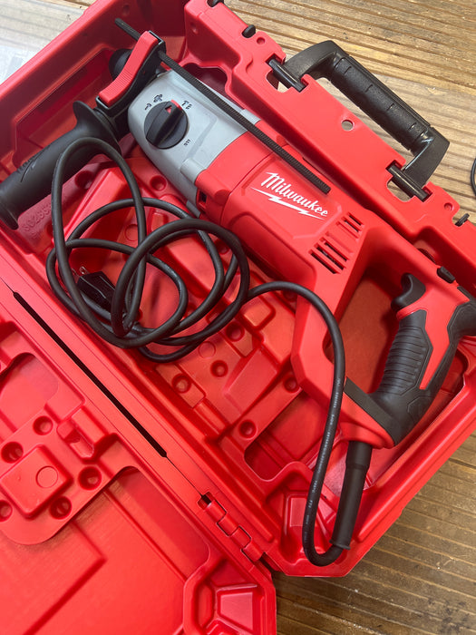 Milwaukee 1” SDS Plus Rotary Hammer Kit (new)