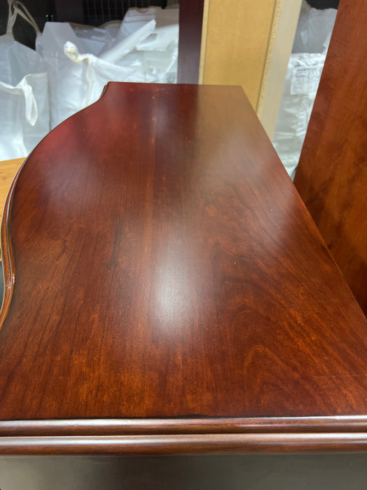 Mahogany/Cherry Tone 5 Drawer Dresser (used)