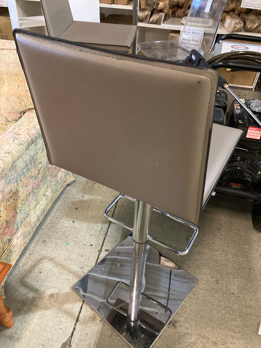 Barstool (used)