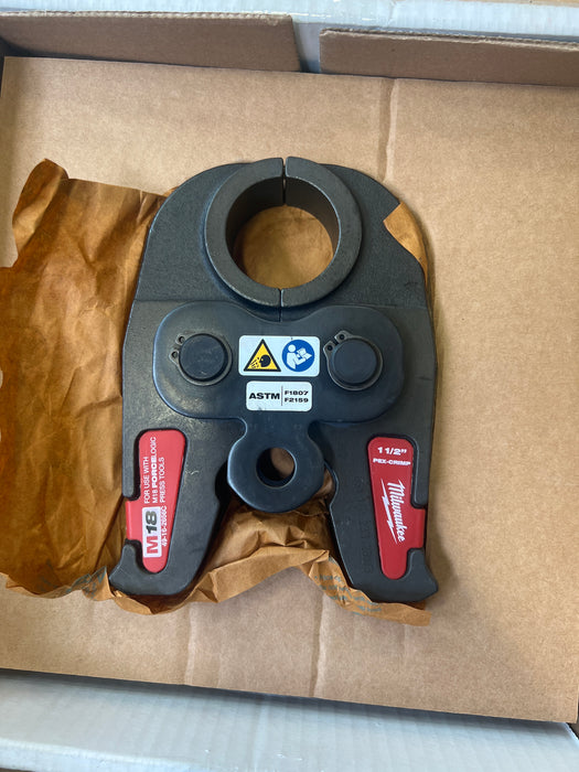 Milwaukee Tool 1-1/2-inch PEX Crimp Jaw for M18 FORCE LOGIC Press Tool (new)