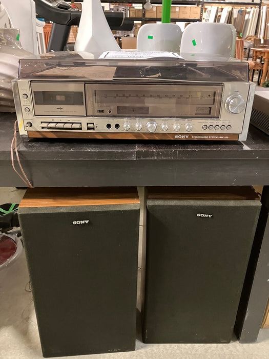 Vintage Sony Stereo System HMK-339 Includes 2 Sony Speakers (Used)