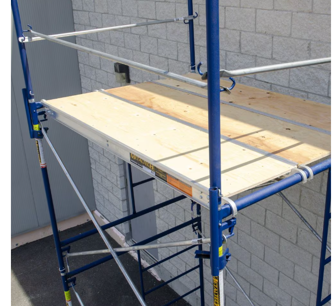 Metaltech 10 ft. x 19-inch Aluminum Platform with Plywood Deck (New)