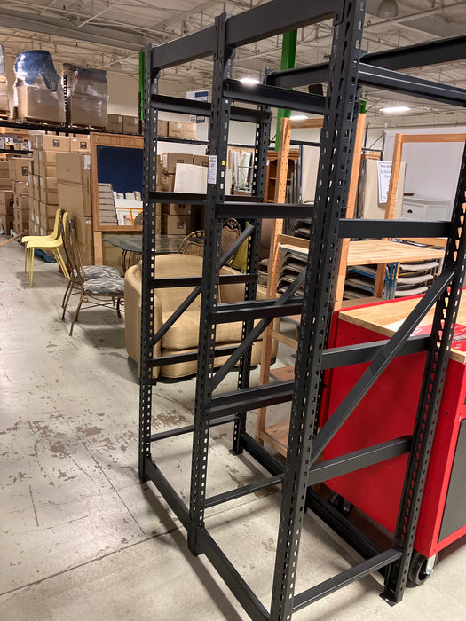 Tote pallet Rack
