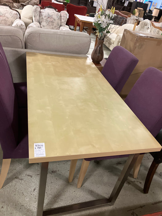 Dining set with 4 chairs (used)