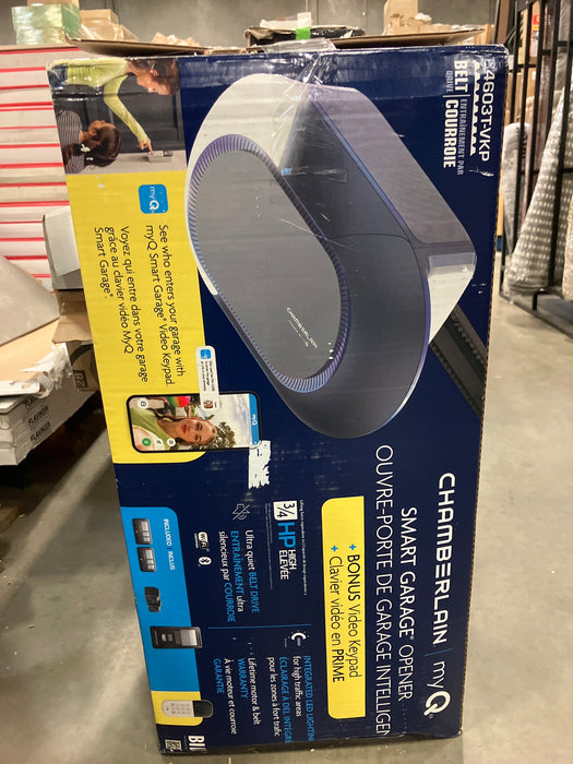 Chamberlain MYQ Smart Garage Door Opener, Ultra Quiet Belt Drive, 3/4-HP Motor (New)
