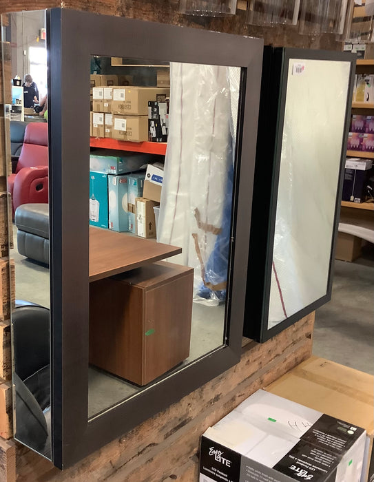 Glacier Bay 20-inch x 26 in Framed Aluminum Recessed or Surface-Mount Bathroom Medicine Cabinet in Coppered Pewter (Used)