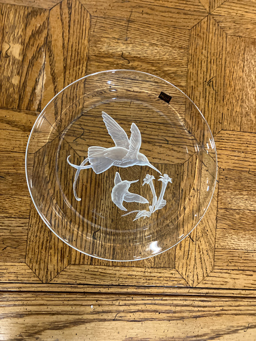 Etched Glass Hummingbird Plate( HOYA)