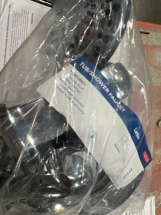 Delta Larkin Monitor Tub and Shower - Metal Chrome (new)