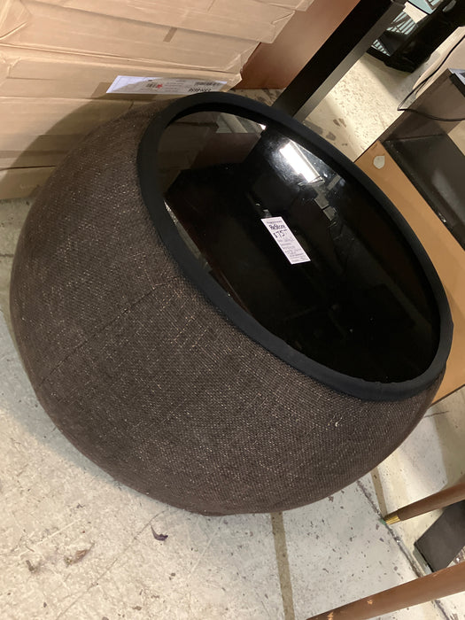Ambient lounge versa Table