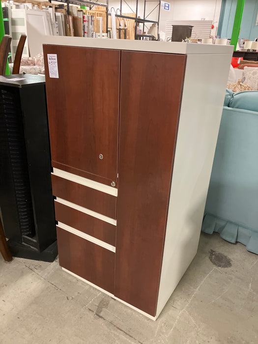 Executive Storage Tower with key (used)