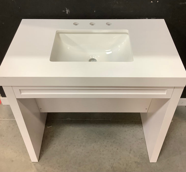 Glacier Bay Hartney ADA 35.4 inch W x 21 inch D x 34 inch H Vanity in White with Engineered Top/Ceramic Sink (New)