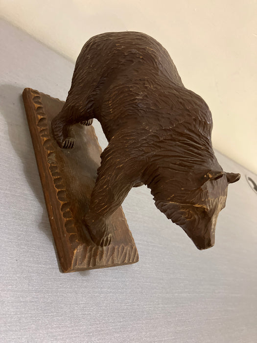 Brown bear wooden statue (used)