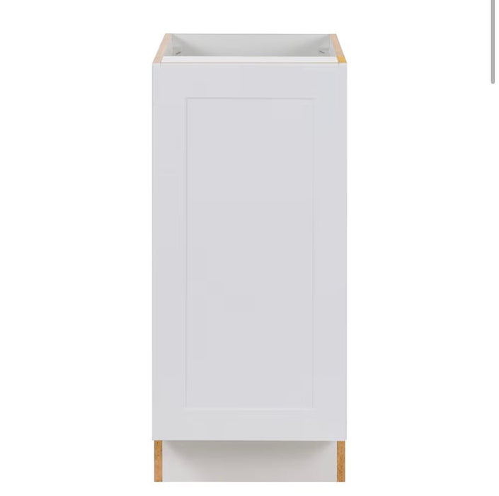 Edson 15 in. W x 35 H x 24 D Assembled Kitchen Base Cabinet, White (B15FH) (new)