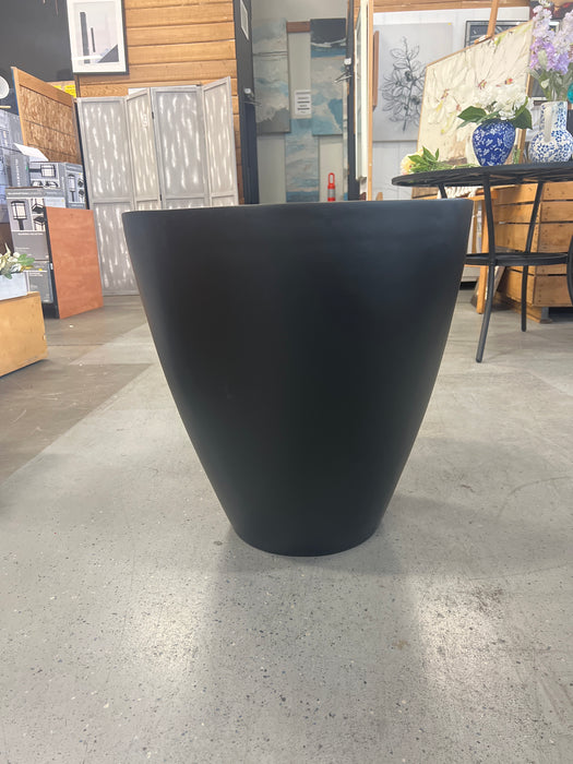 Black Fiberglass Planter (new)