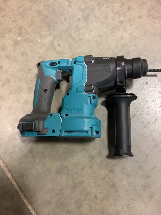 MAKITA 18V LXT Lithium-Ion Brushless Cordless 11/16-inch Rotary Hammer w/XPT & Electric Brake (Tool Only)(Used)