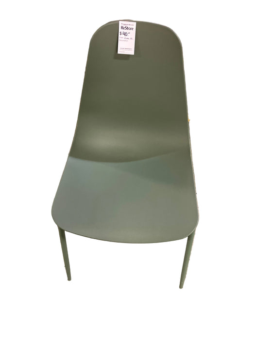 Modern plastic dining chair with metal legs