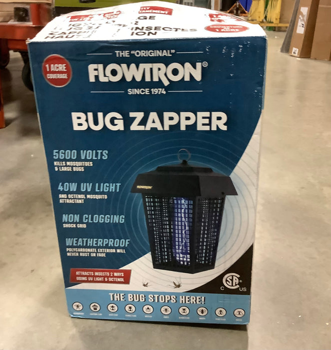 Flowtron 1 Acre Bug Zapper Light with Mosquito Attractant (Used)