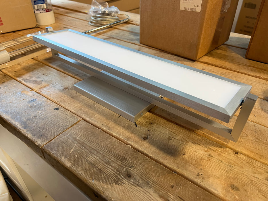 LED Oscillating Vanity Panel Light (new)