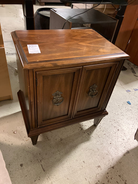 Wooden end table (used)