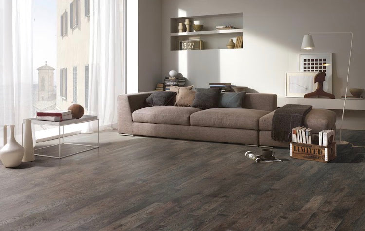 Goodfellow NC Wirebrushed Rumba Oak 3/4-in T x 5-in W x Varying Length Engineered Flooring (25.56 sqft/case)